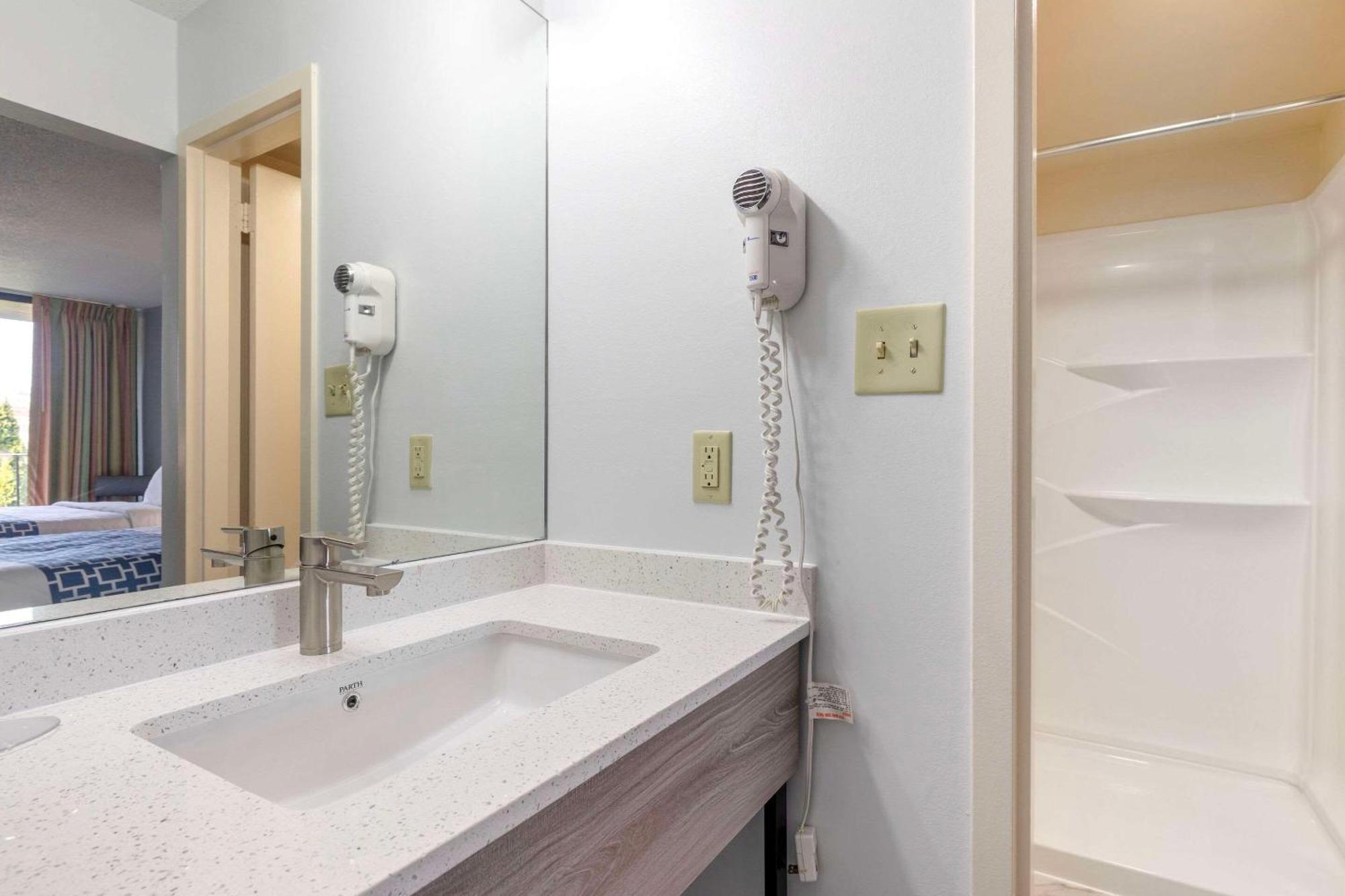 Suburban Studios Tysons Corner Βιέννη Εξωτερικό φωτογραφία
