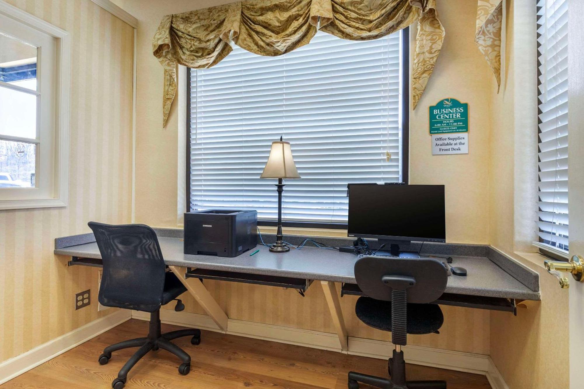 Suburban Studios Tysons Corner Βιέννη Εξωτερικό φωτογραφία